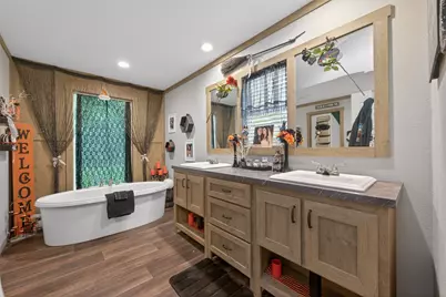 717 County Road 2218, Cleveland, TX 77327 - Photo 24