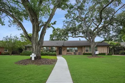 5643 Terwilliger Way, Houston, TX 77056 - Photo 2