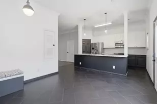 9419 Stonehouse Ln, Houston, TX 77025 - Photo 1