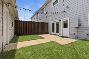 9419 Stonehouse Ln, Houston, TX 77025 - Photo 20
