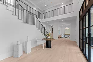 3653 Chevy Chase Dr, Houston, TX 77019 - Photo 4
