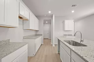 2138 Open Prairie Dr, Texas City, TX 77568 - Photo 4