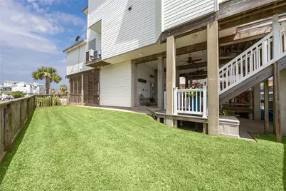 1834 Tiki Drive, Tiki Island, TX 77554 - Photo 42
