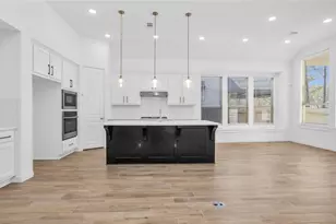 256 Sky Top Dr, Montgomery, TX 77316 - Photo 10