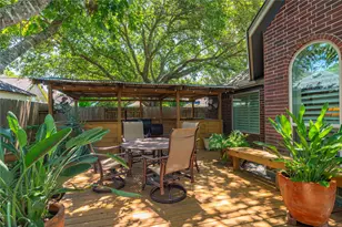 2025 Sandy Coast Cir, League City, TX 77573 - Photo 38