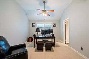 2025 Sandy Coast Cir, League City, TX 77573 - Photo 32