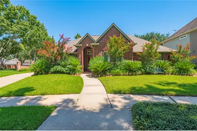 2025 Sandy Coast Circle, League City, TX 77573 - Photo 4