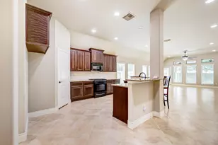 160 Knollbrook Cir, Montgomery, TX 77316 - Photo 8