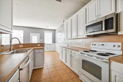 14307 Mirkwood Lane, Houston, TX 77014 - Photo 8