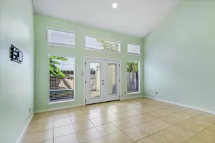2425 Miramar Ct, Seabrook, TX 77586 - Photo 4