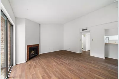 7116 N Holiday Drive, Galveston, TX 77550 - Photo 2