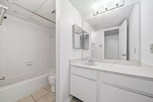 7116 N Holiday Dr, Galveston, TX 77550 - Photo 10