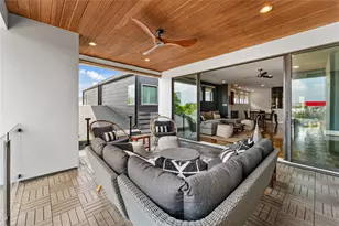 917 Peden St, Houston, TX 77006 - Photo 46