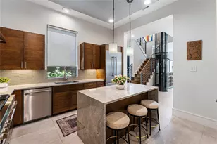 917 Peden St, Houston, TX 77006 - Photo 6