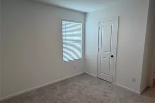 940 Woodhaven Lks Dr, La Marque, TX 77568 - Photo 6