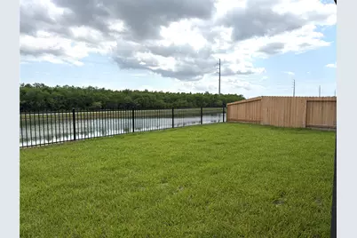 940 Woodhaven Lakes Drive, La Marque, TX 77568 - Photo 20