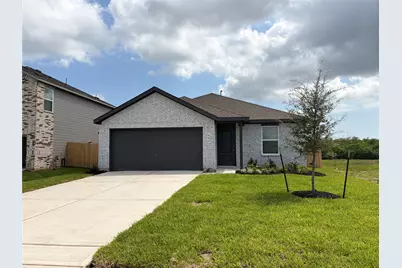 940 Woodhaven Lakes Drive, La Marque, TX 77568 - Photo 2