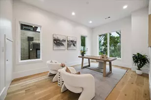 2507 Glen Haven Blvd, Houston, TX 77030 - Photo 2