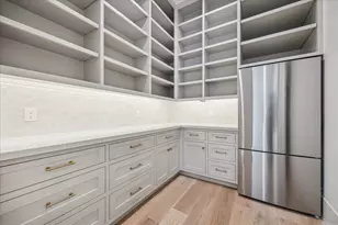 2507 Glen Haven Blvd, Houston, TX 77030 - Photo 6