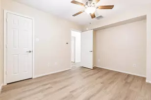 10311 Whisper Bluff Dr, Humble, TX 77396 - Photo 18
