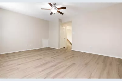 10311 Whisper Bluff Drive, Humble, TX 77396 - Photo 14