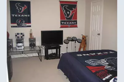 1215 Mabry Mill Road, Houston, TX 77062 - Photo 14