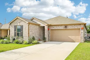 1717 Vista Luna Dr, Texas City, TX 77591 - Photo 1