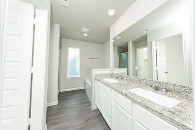 2529 Hawks Eye Drive, Conroe, TX 77301 - Photo 14