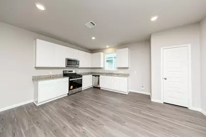 2529 Hawks Eye Drive, Conroe, TX 77301 - Photo 2