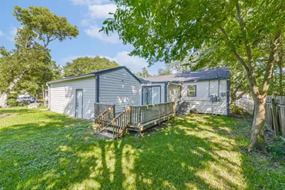1102 W Hart Avenue, Pasadena, TX 77506 - Photo 12