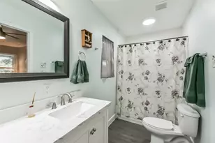 1102 W Hart Ave, Pasadena, TX 77506 - Photo 34