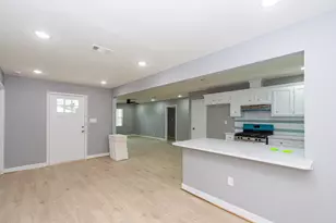 2114 Linden Creek Ln, Houston, TX 77017 - Photo 4