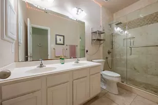 13815 Normandy Ct, Sugar Land, TX 77498 - Photo 24