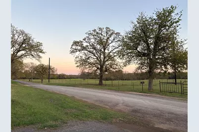 3713 County Road 386, Marquez, TX 77865 - Photo 10