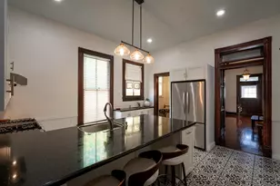 1515 24th St, Galveston, TX 77550 - Photo 12