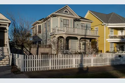1515 24th Street, Galveston, TX 77550 - Photo 2