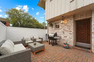 1953 Stoney Brook Dr, Houston, TX 77063 - Photo 1