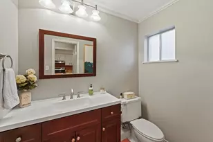 1953 Stoney Brook Dr, Houston, TX 77063 - Photo 10