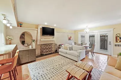 1953 Stoney Brook Drive #1953, Houston, TX 77063 - Photo 4