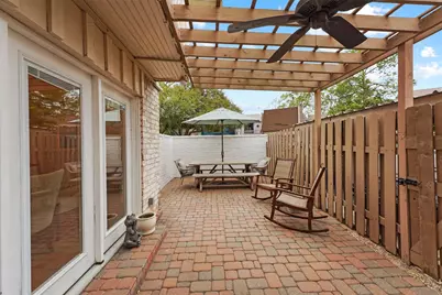 1953 Stoney Brook Drive #1953, Houston, TX 77063 - Photo 22
