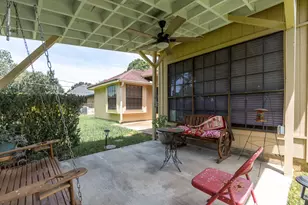 808 Manor Dr, Angleton, TX 77515 - Photo 30