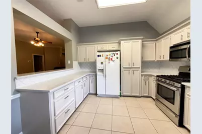 808 Manor Drive, Angleton, TX 77515 - Photo 22