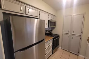 215 Postoffice, Galveston, TX 77550 - Photo 16
