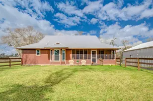 3063 Cr-580, West Columbia, TX 77486 - Photo 20