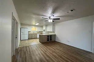 2611 Prairie Ave, Pasadena, TX 77506 - Photo 8