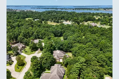 11306 Longmire Creek Court, Conroe, TX 77304 - Photo 4