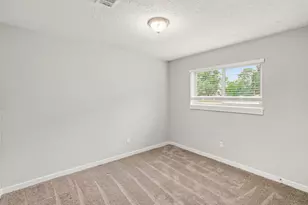 214 Hillside Ct, Spring, TX 77386 - Photo 12