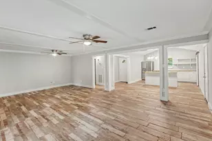 214 Hillside Ct, Spring, TX 77386 - Photo 4