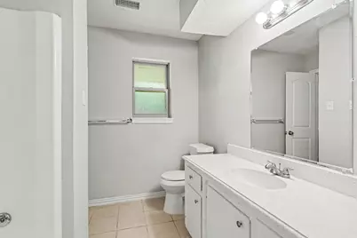 214 Hillside Court, Oak Ridge North, TX 77386 - Photo 14