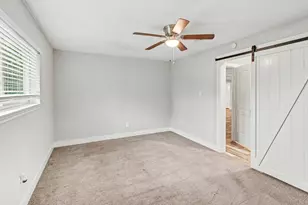 214 Hillside Ct, Spring, TX 77386 - Photo 10